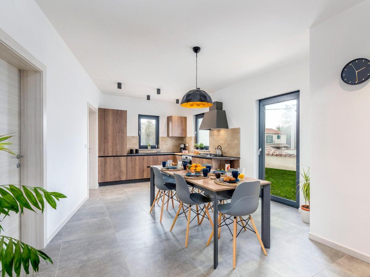 Holiday Home Villa Isabela - Prc423 By Interhome Nova Vas  Exteriér fotografie